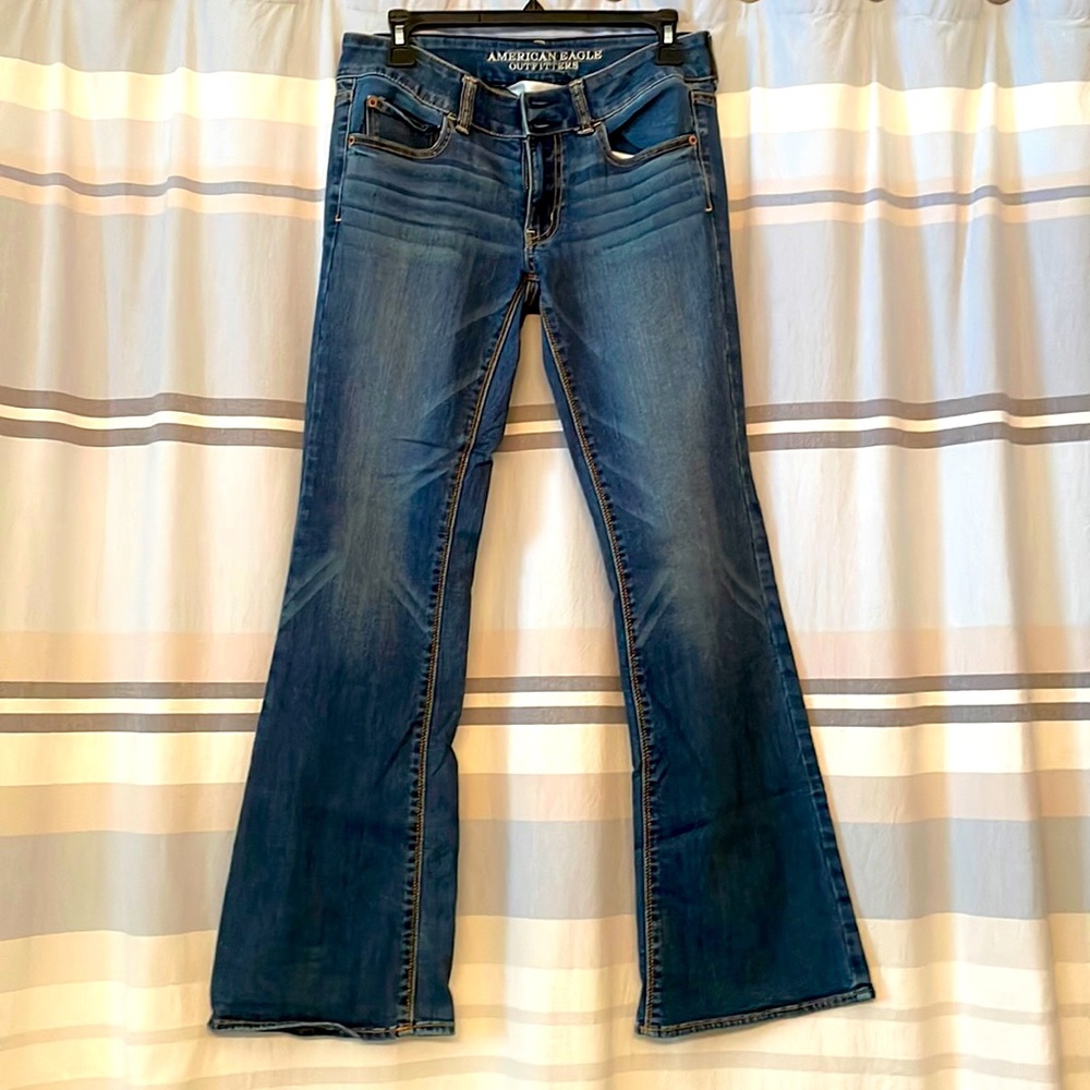 American eagle artist superstretch size 6 regular jeans